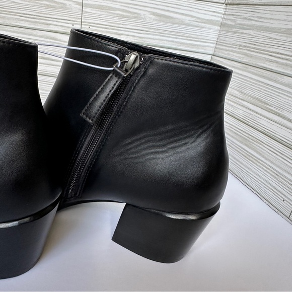 LINEA PAOLO BLACK LEATHER ANKLE BOOTS 2.4” Sz 9 - Picture 5 of 5